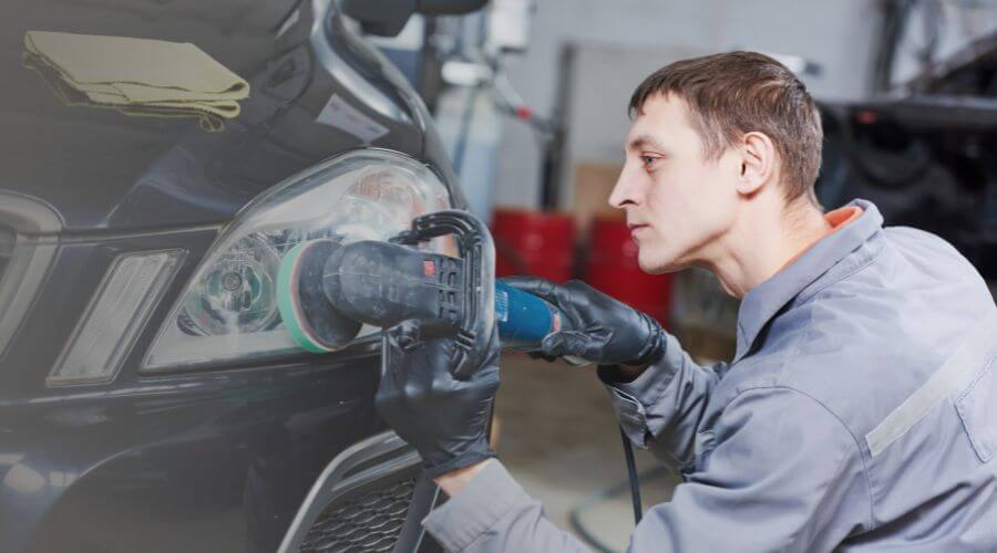 Why choose water damage restoration service for burst pipe water damage in Memphis